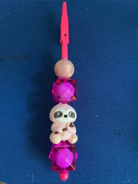 Hand Crafted Pink Sloth Beaded Smoking Clip